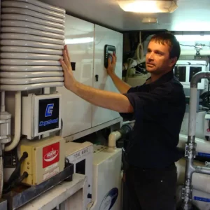 Gary Cooper building watermaker